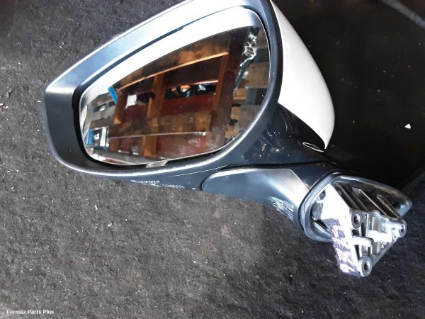 Left Door Mirror