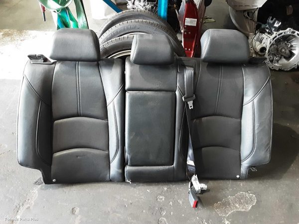 2nd Seat (Rear Seat)