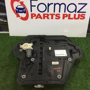 Right Front Window Reg/Motor