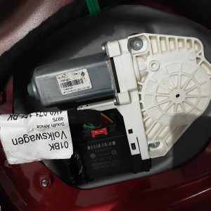 Left Front Window Reg/Motor