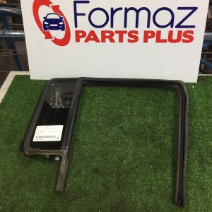 Right Rear 1/4 Door Glass