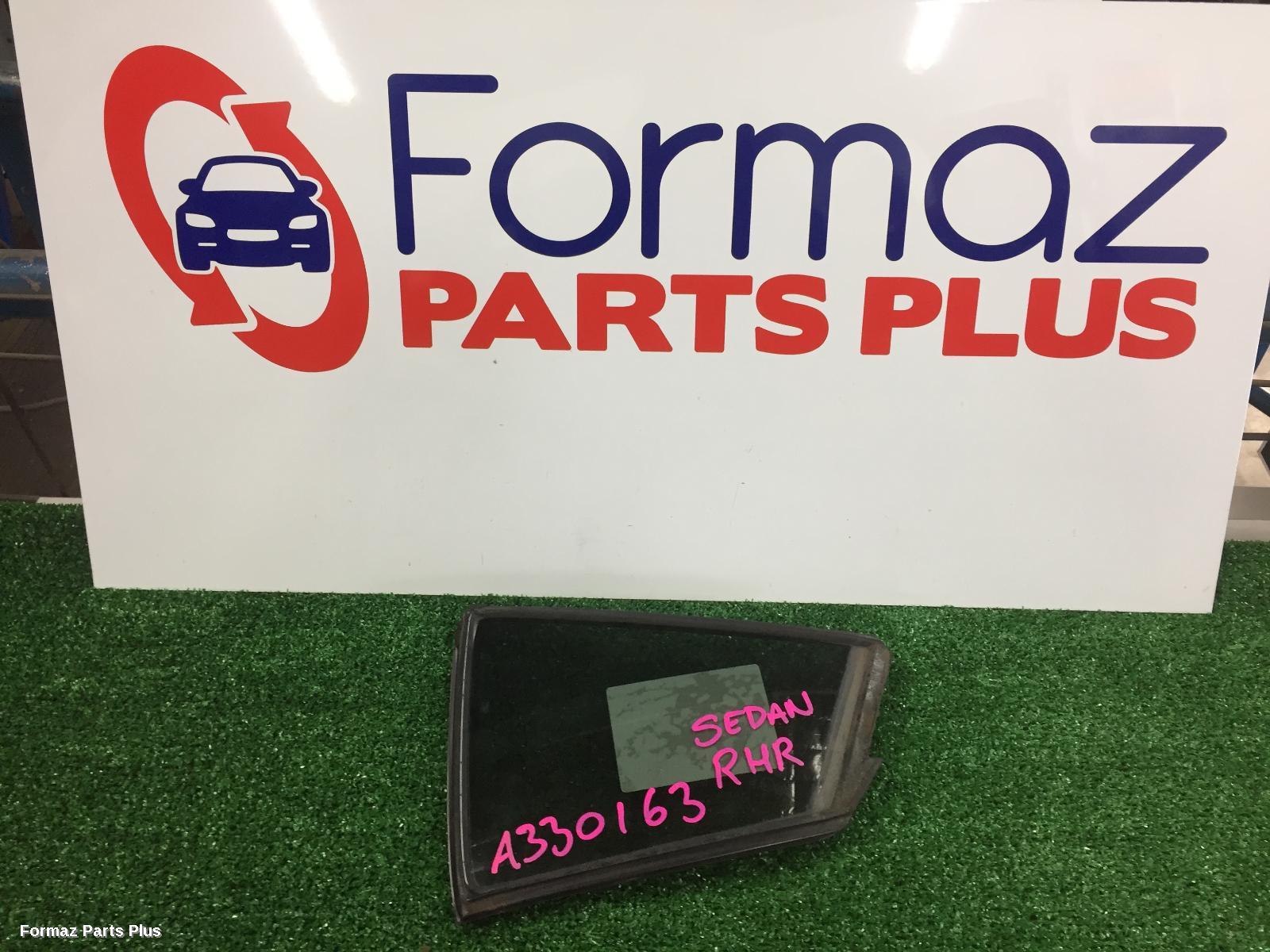 Right Rear 1/4 Door Glass