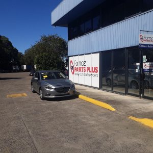 LOWER_ENGINE_SPLASH_TRAY