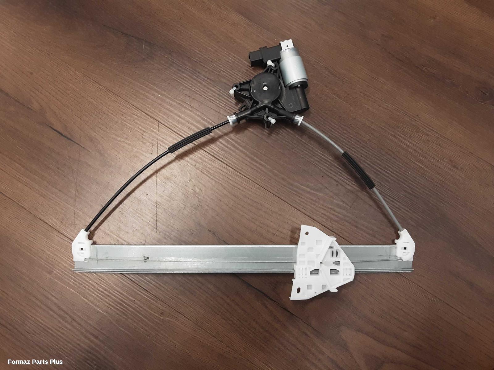 Right Front Window Reg/Motor