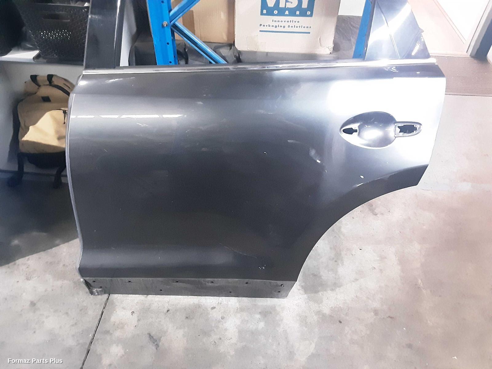 Left Rear Door/Sliding