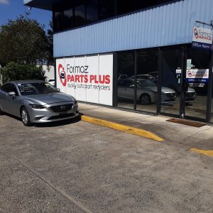 Right Front Window Reg/Motor