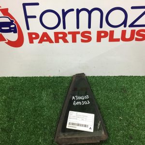 Right Rear 1/4 Door Glass