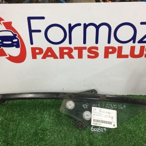 Right Front 1/4 Door Glass