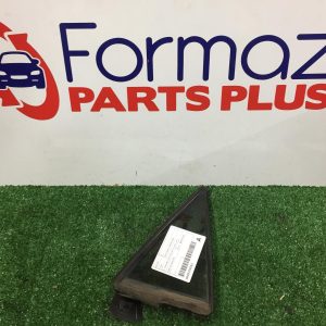 Right Rear 1/4 Door Glass