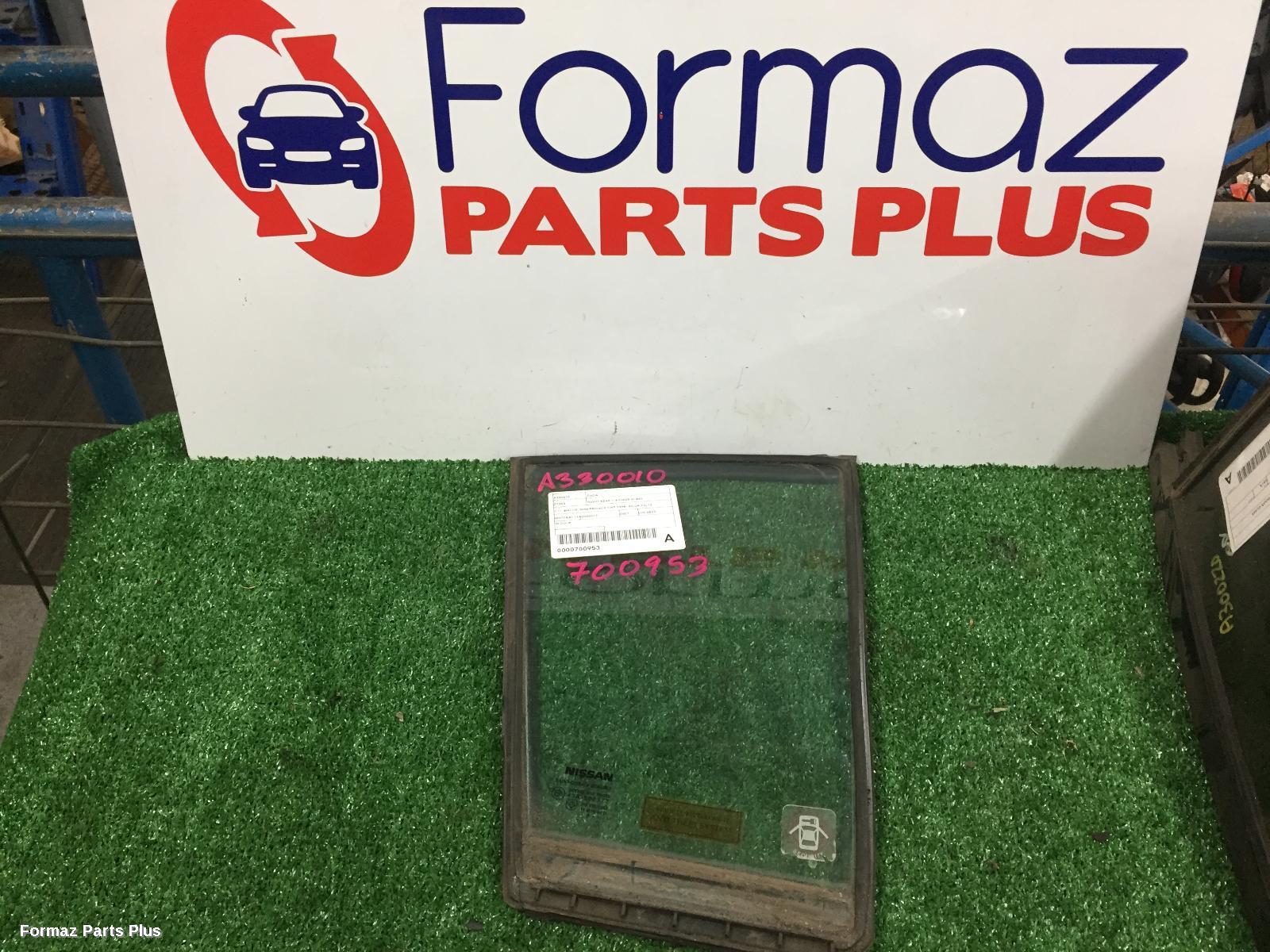 Right Rear 1/4 Door Glass