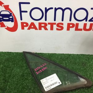 Right Front 1/4 Door Glass