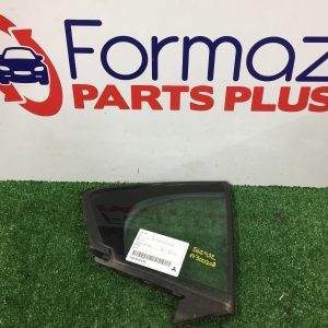 Right Rear 1/4 Door Glass