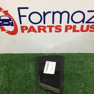 Right Rear 1/4 Door Glass