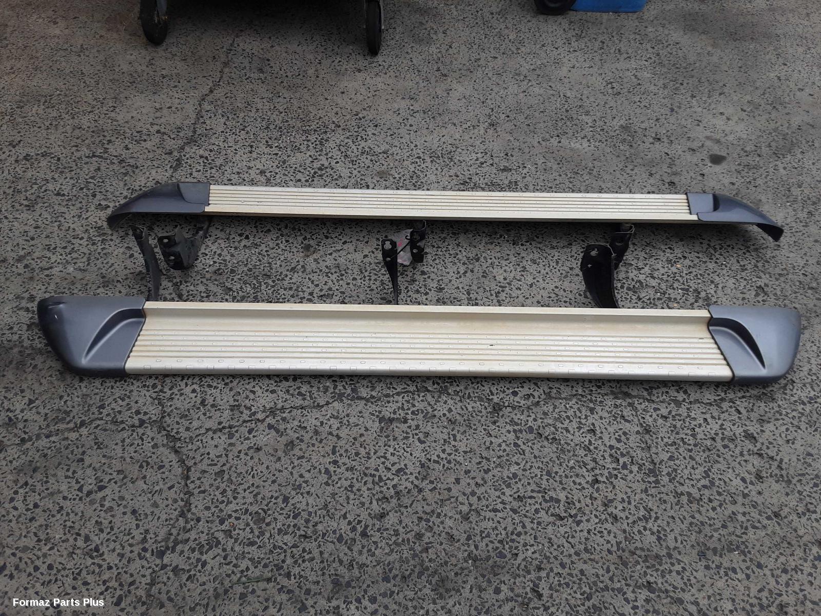Side Step/Skirt