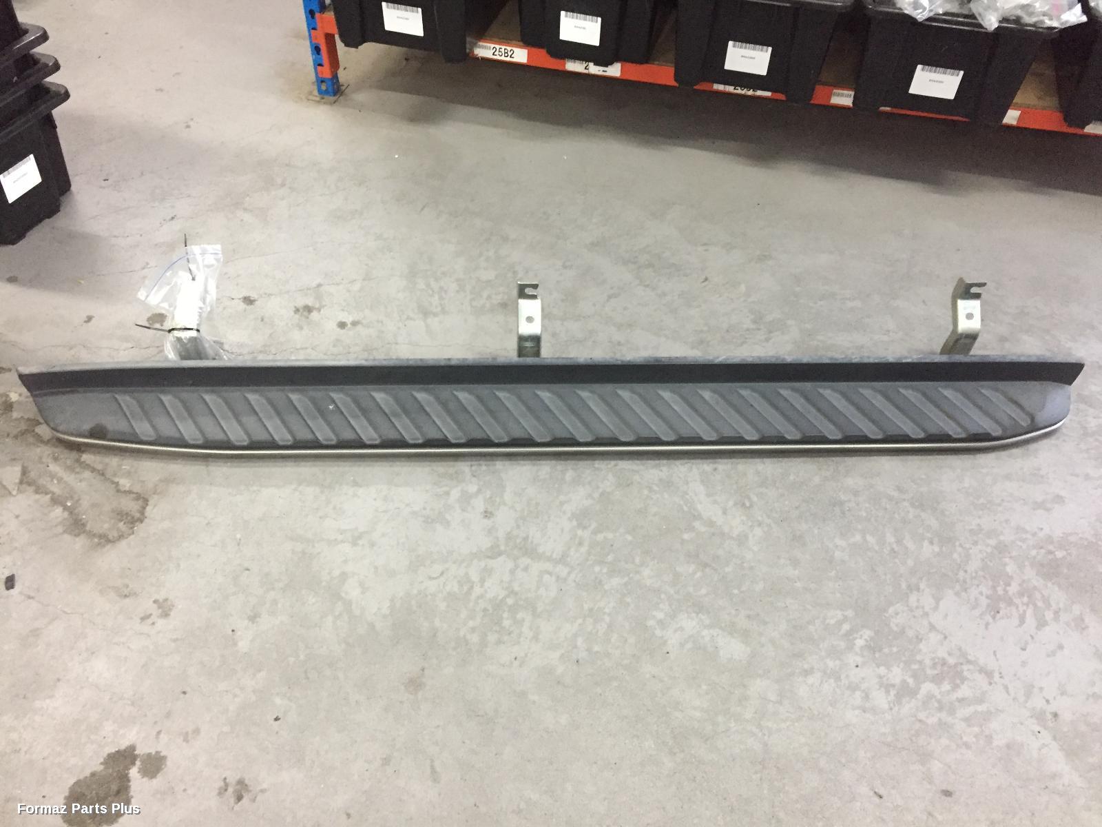 Side Step/Skirt