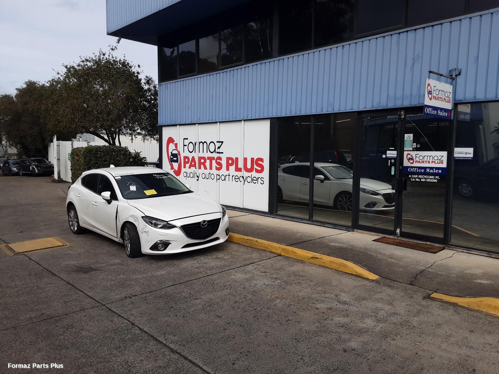 2014 MAZDA 3